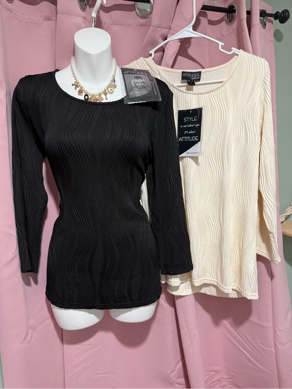 Women's Long-Sleeve Textured Knit Sweater - Black and Cream